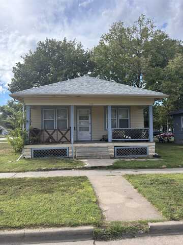 503 Walnut, Hays, KS 67601