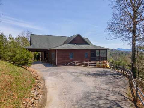 599 Red Oak Road Road, Franklin, NC 28734