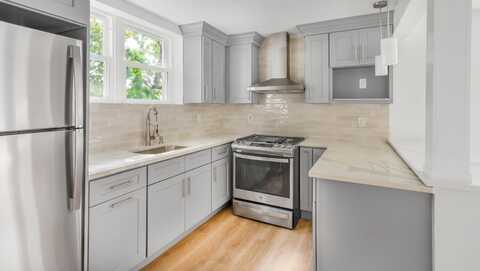 6407 GRANTON AVE, North Bergen, NJ 07047