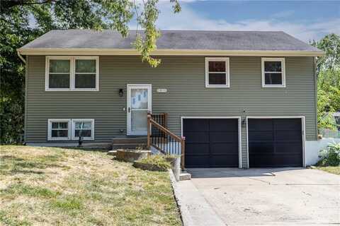 6805 NW 74TH Street, Kansas City, MO 64152