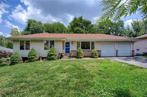 7515 N Wayne Avenue, Gladstone, MO 64118