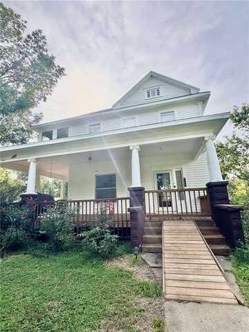 602 Oak Street, Mc Cune, KS 66753