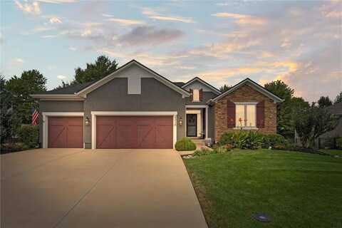 2314 W Hazelwood Street, Olathe, KS 66061
