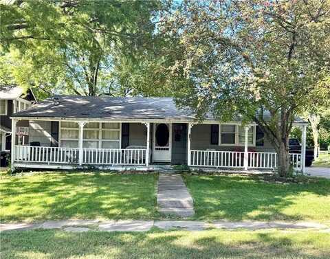 505 Olive Street, Pleasant Hill, MO 64080