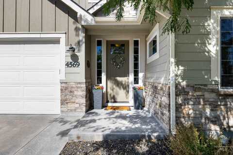 4569 N Tirso Ave, Meridian, ID 83646