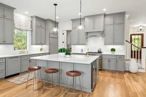 562 Oyster Rake Dr, Kiawah Island, SC 29455