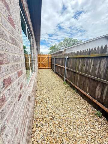2102 Norwich Avenue, Lubbock, TX 79407