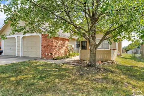 3723 Pinnacle Court, Lawrence, KS 66049