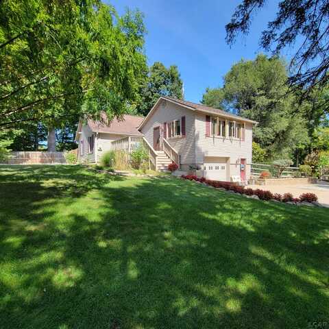 4633 Treat, Adrian, MI 49221