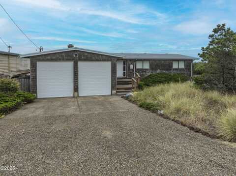 2610 NW Convoy Way, Waldport, OR 97394
