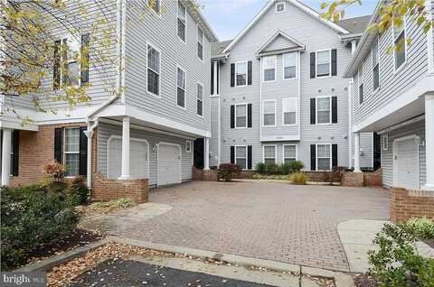 12701 FOUND STONE RD #201, GERMANTOWN, MD 20876