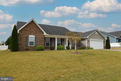 636 AQUEDUCT AVE, MARTINSBURG, WV 25404