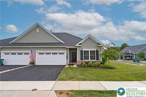 3767 Founders Crossing, Easton, PA 18045