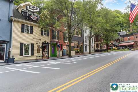 103 Broadway, Jim Thorpe Boro, PA 18229