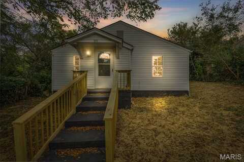 303 Cordia Avenue, Potosi, MO 63664
