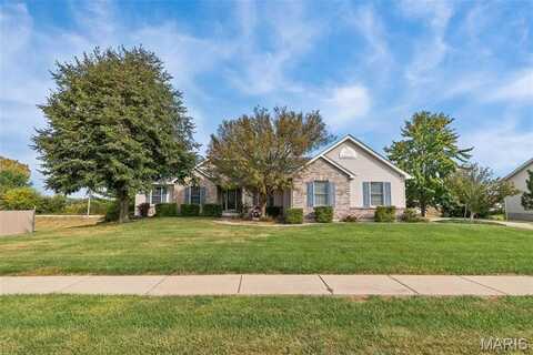 1044 Highland Estates Drive, Wentzville, MO 63385