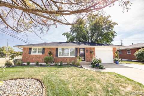 106 W Cascade Drive, Columbia, IL 62236