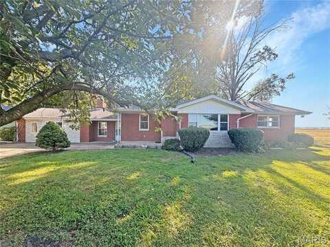 9506 B Road, Valmeyer, IL 62295