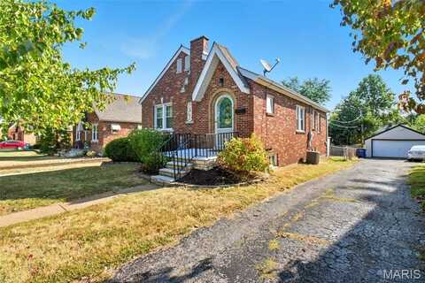 9332 Althea Avenue, Saint Louis, MO 63123
