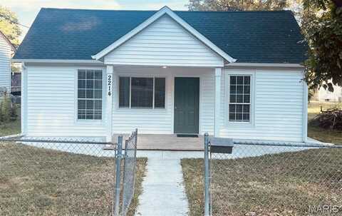 2214 N Benton Avenue, Saint Charles, MO 63301