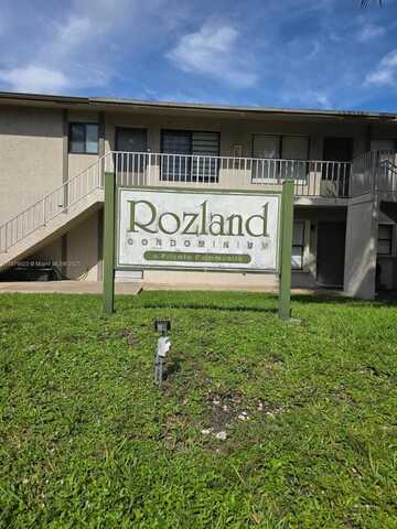 7670 SW 152nd Ave, Miami, FL 33193