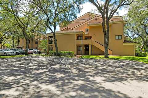 15575 Miami Lakeway N, Miami Lakes, FL 33014