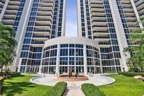 19111 Collins Ave, Sunny Isles Beach, FL 33160