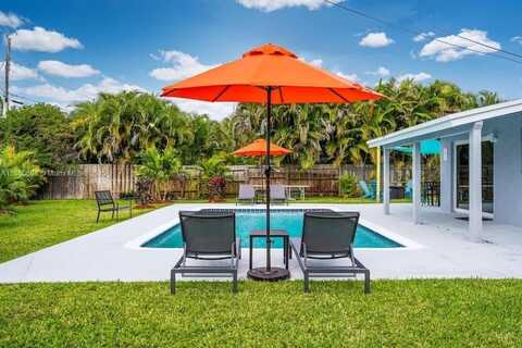 2041 SW 37th Ter, Fort Lauderdale, FL 33312