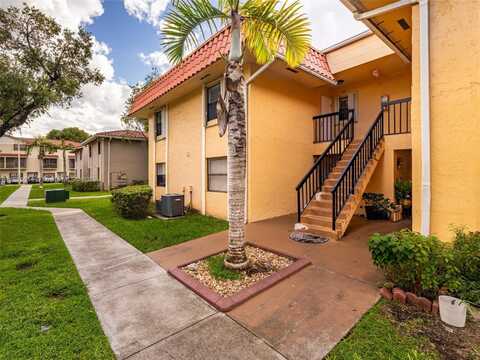9734 Hammocks Blvd, Miami, FL 33196