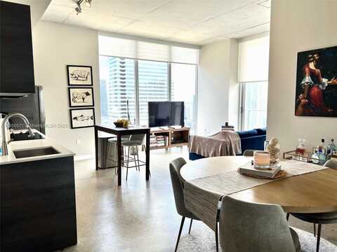 151 SE 1st St, Miami, FL 33131