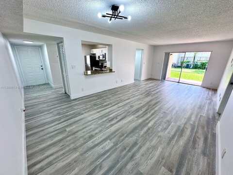 12167 Royal Palm Blvd, Coral Springs, FL 33065