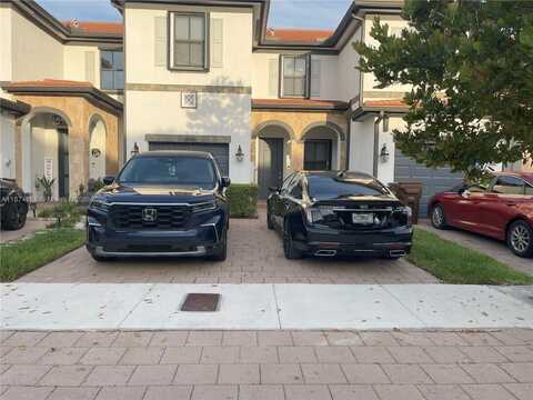 10390 W 33rd Ln, Hialeah, FL 33018