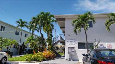 715 NE 2nd Ave, Fort Lauderdale, FL 33304