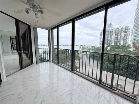 1925 Brickell Ave, Miami, FL 33129