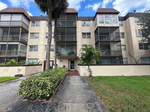 7300 NW 17th St, Plantation, FL 33313