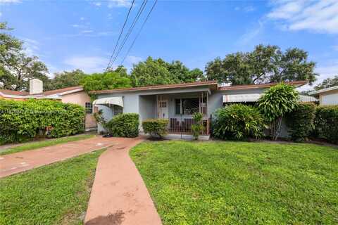 3265 NW 50th St, Miami, FL 33142