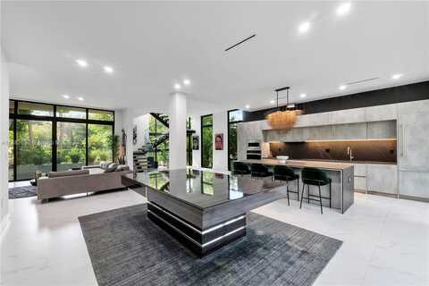 4364 Alton Rd, Miami Beach, FL 33140
