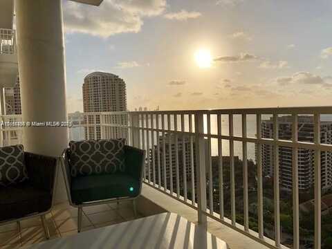 801 Brickell Key Blvd, Miami, FL 33131