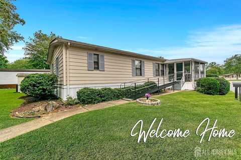 139 Village Drive W, Spotswood, NJ 08884