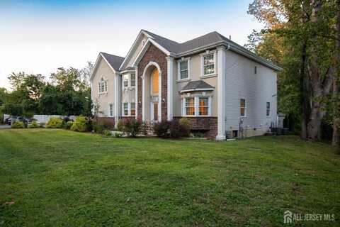 13 Deans Lane, Brunswick Gardens, NJ 08852