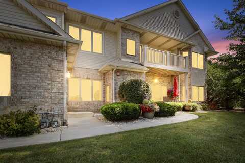 1517 Summerset Dr, Mount Pleasant, WI 53406