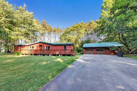 W6590 Homewood Ave, Shawano, WI 54166