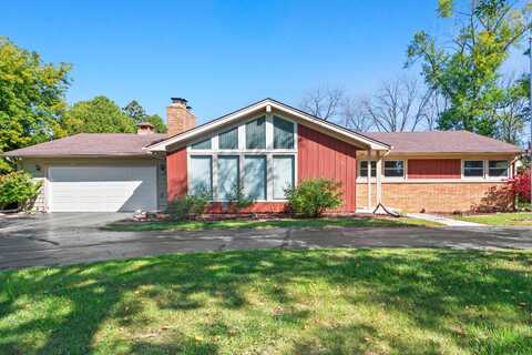 7740 N Santa Monica Blvd, Fox Point, WI 53217