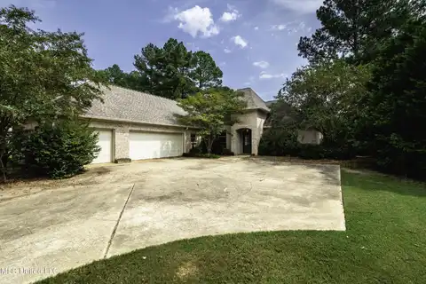126 Grayhawk Parkway, Madison, MS 39110