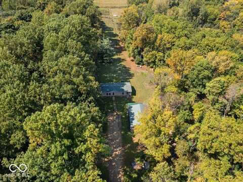 27177 McQueen Road, Laurel, IN 47024