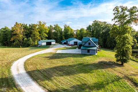 300 Airway Lane, Nashville, IN 47448