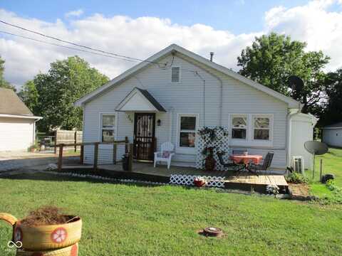 303 Vine Street, New Market, IN 47965