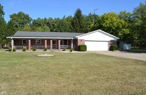 4892 Boones Curve Road, Delphi, IN 46923