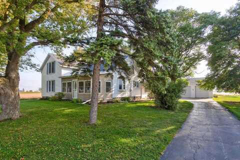 3175 S Carter, Auburn, MI 48611