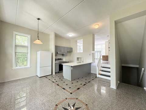 48 Ellingwood St, Boston, MA 02120